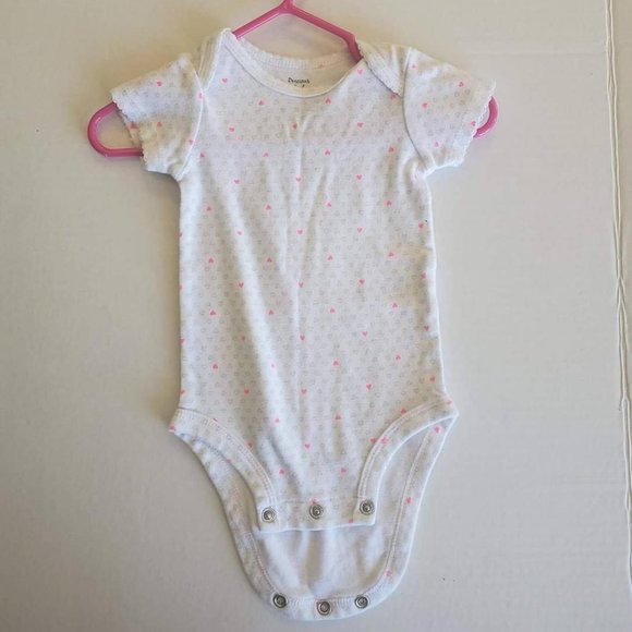 white heart onsie - Picture 1 of 2